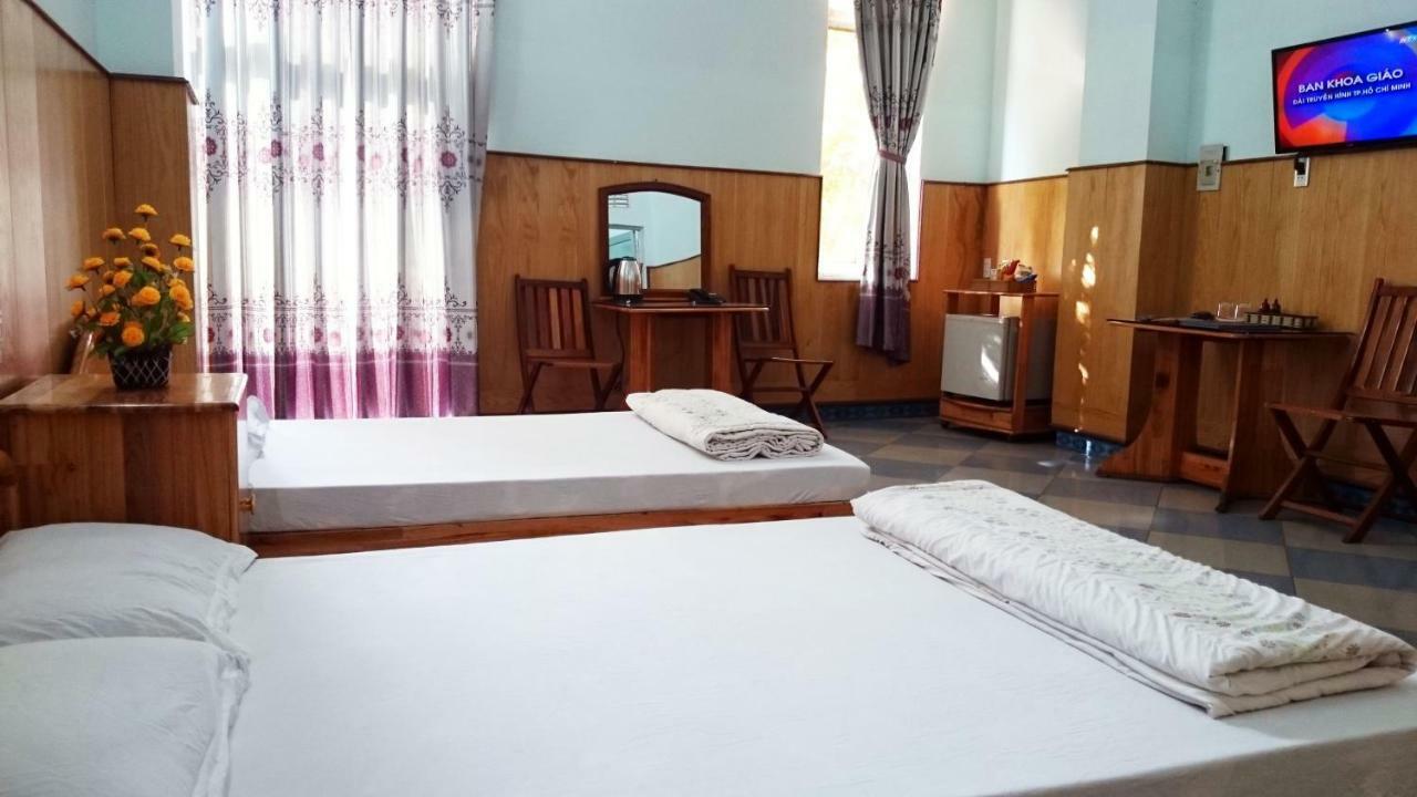Cao Nguyen Hotel Pleiku Exterior photo